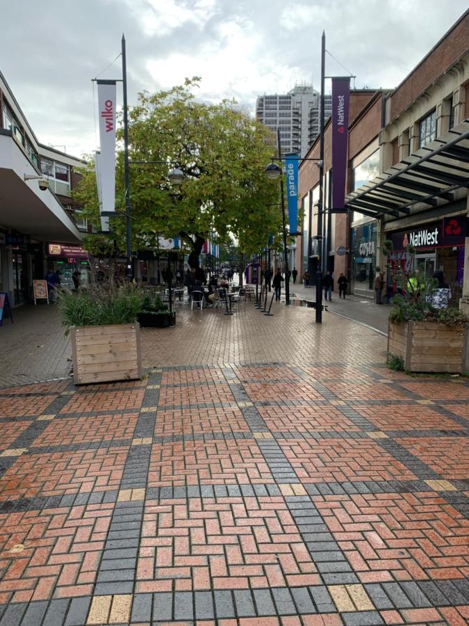 Luxury Panoramic Balcony Swindon Central Екстериор снимка