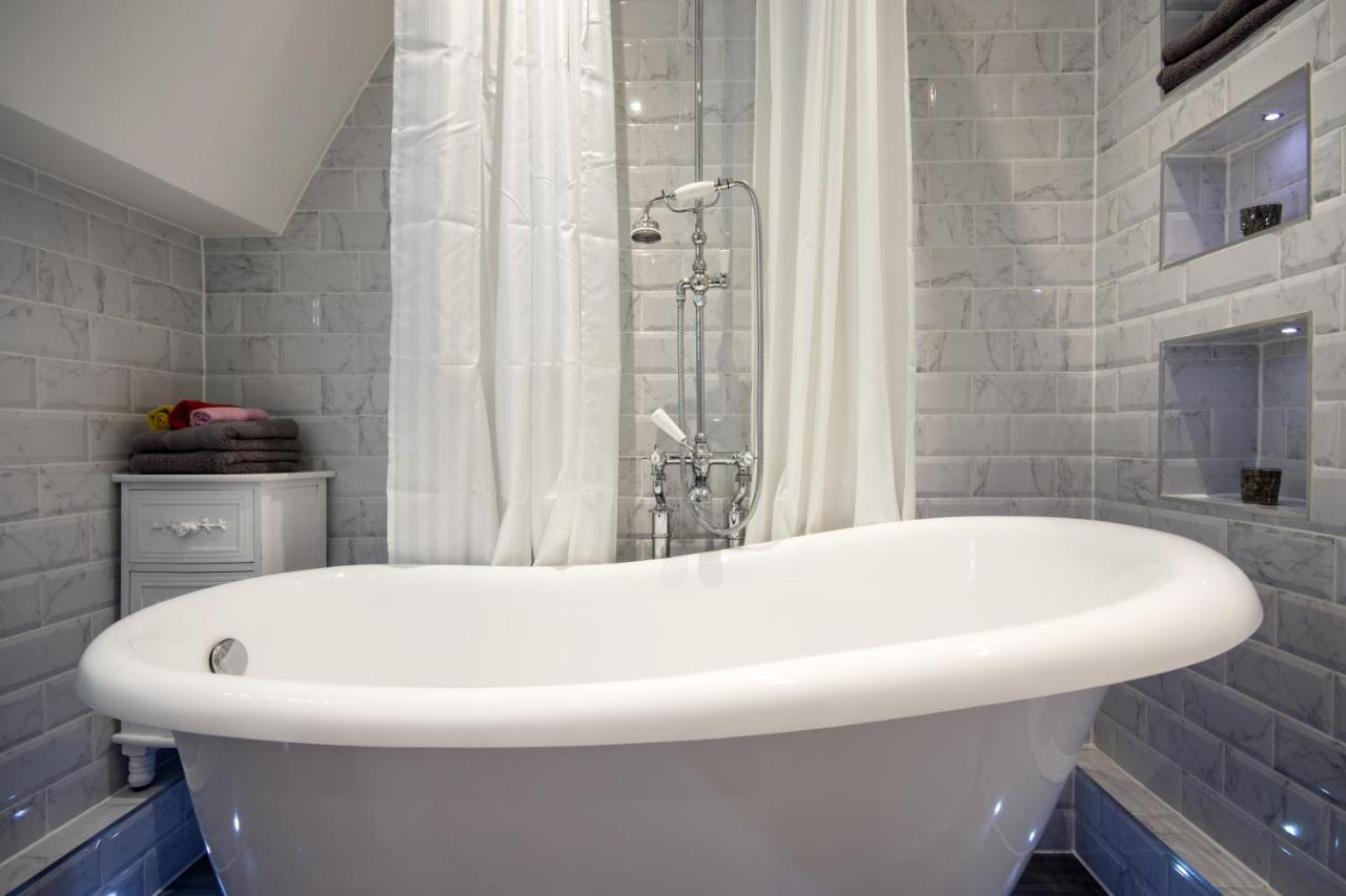 Luxury Panoramic Balcony Swindon Central Екстериор снимка